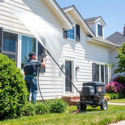 House washing service in action